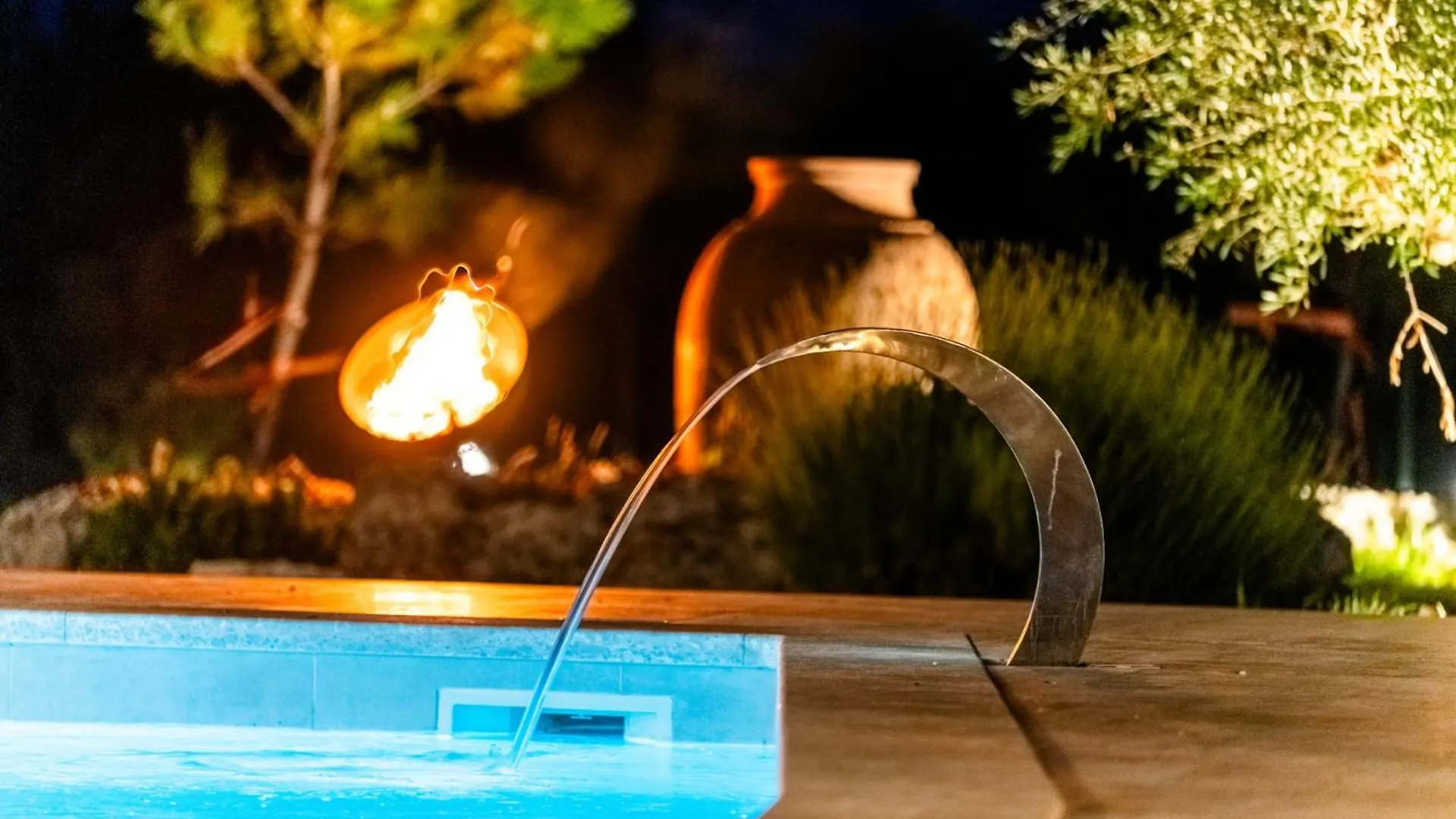 Villa Antea For 10 People Near Barban With Heated Pool 75 M2 - Welness & Large Garden Hrboki
