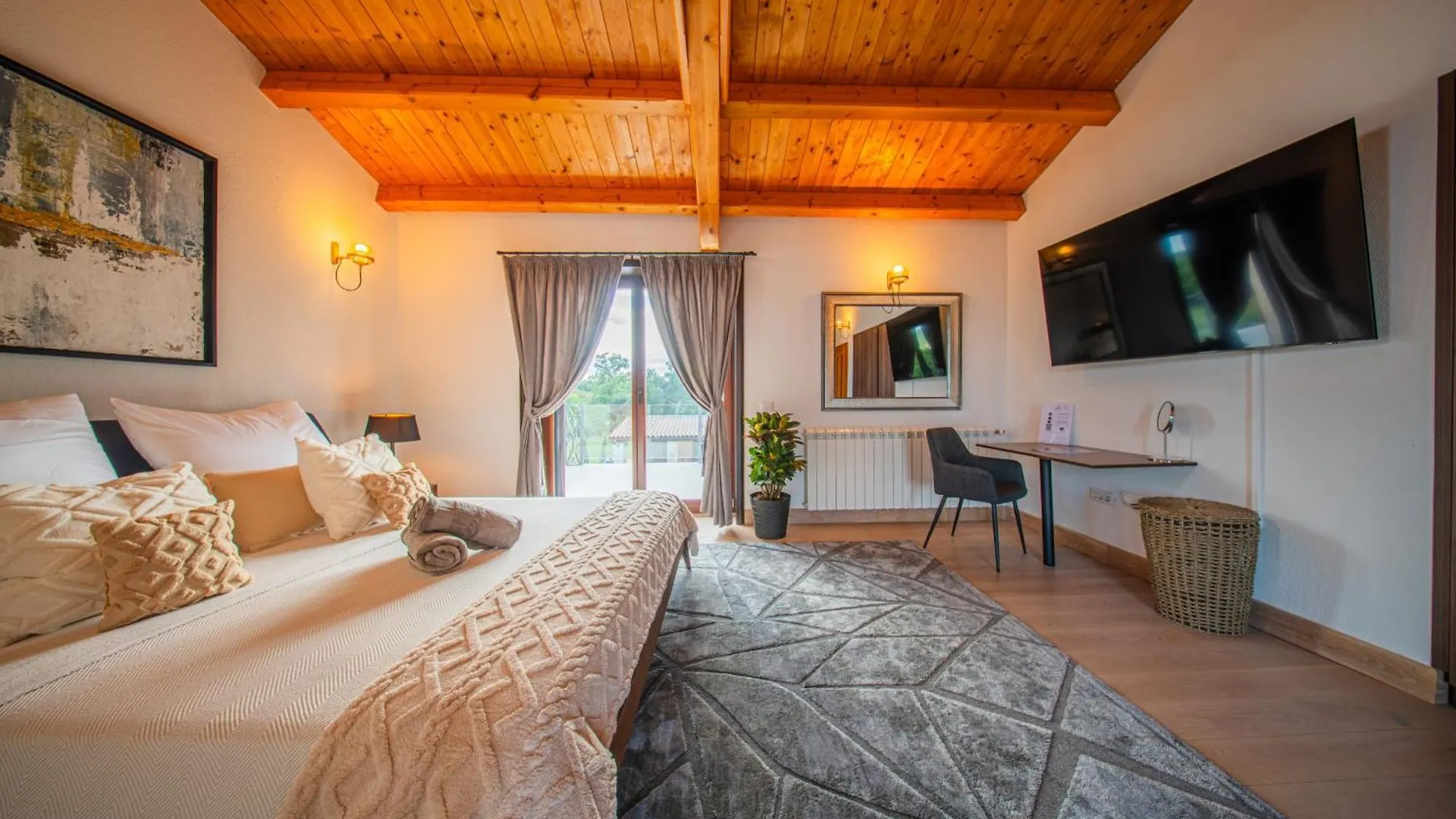 Villa Antea For 10 People Near Barban With Heated Pool 75 M2 - Welness & Large Garden Hrboki クロアチア
