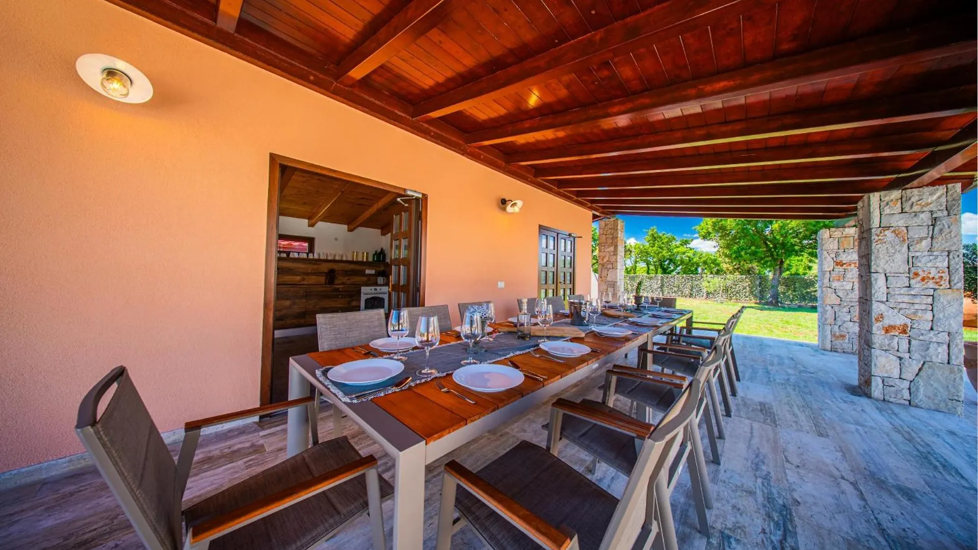 Villa Antea For 10 People Near Barban With Heated Pool 75 M2 - Welness & Large Garden Hrboki 0*,  クロアチア